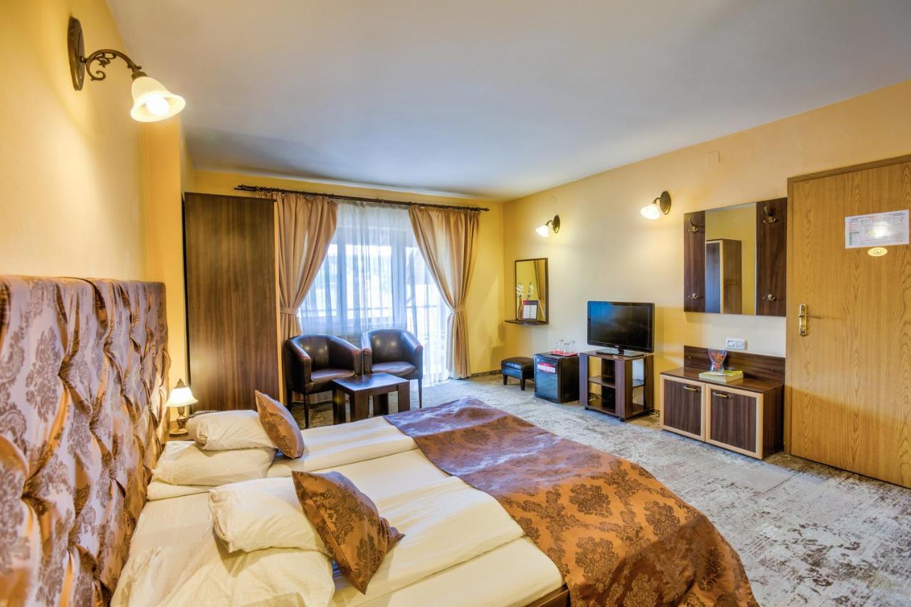 Pensiunea Ambient Braşov Exterior foto
